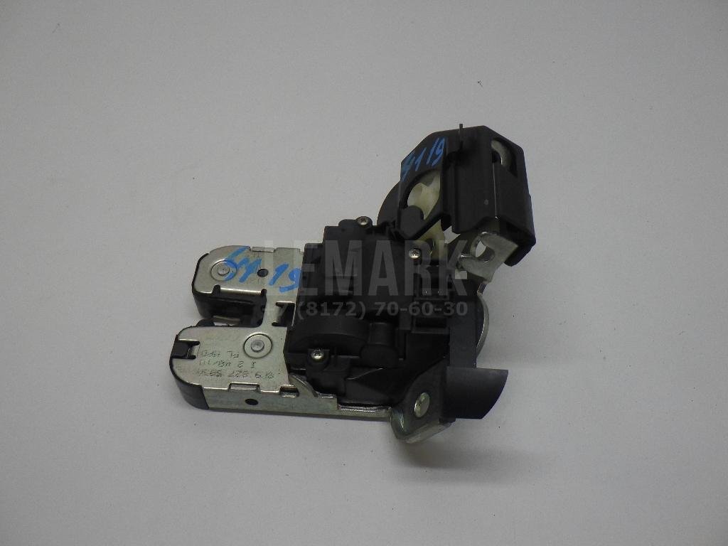 Замок багажника