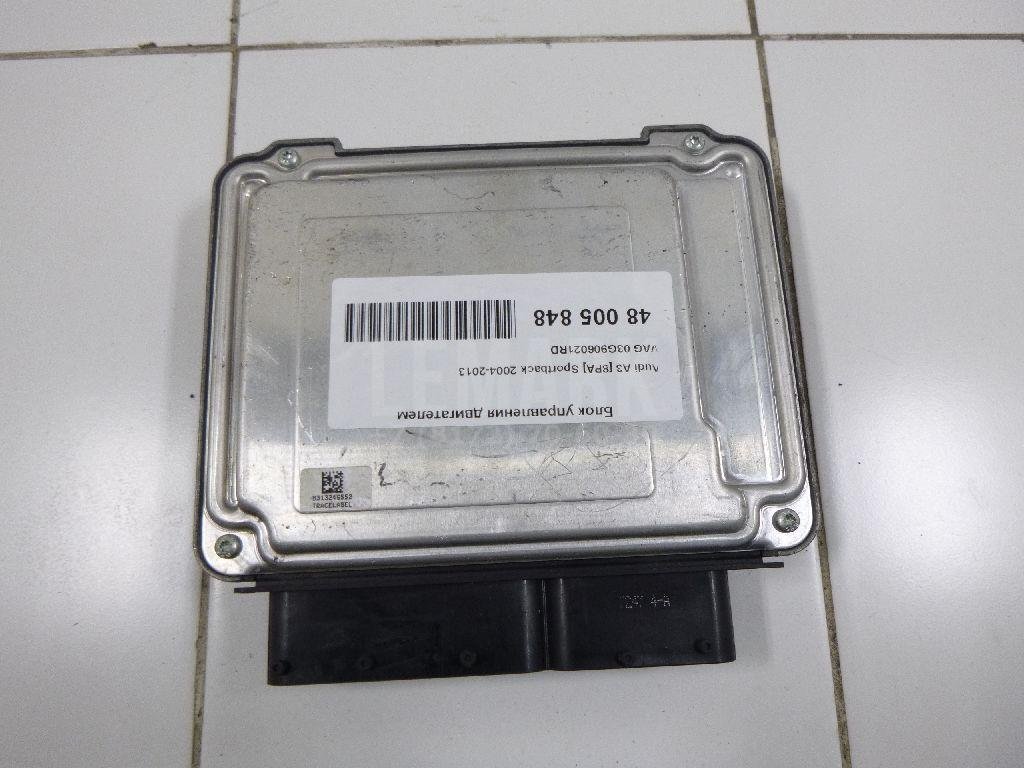 Блок управления двигателем