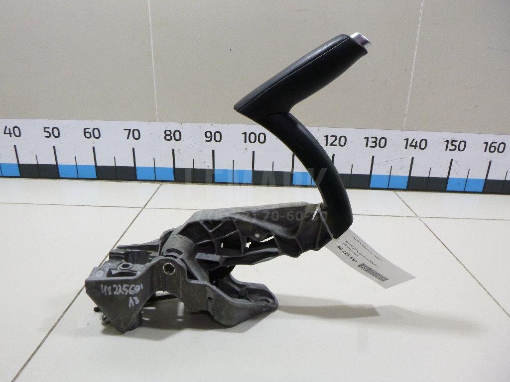 Рычаг стояночного тормоза