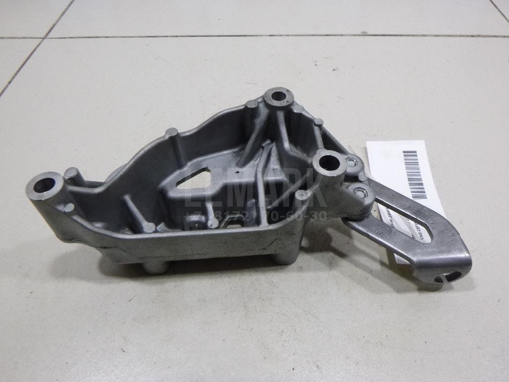 Кронштейн двигателя правый