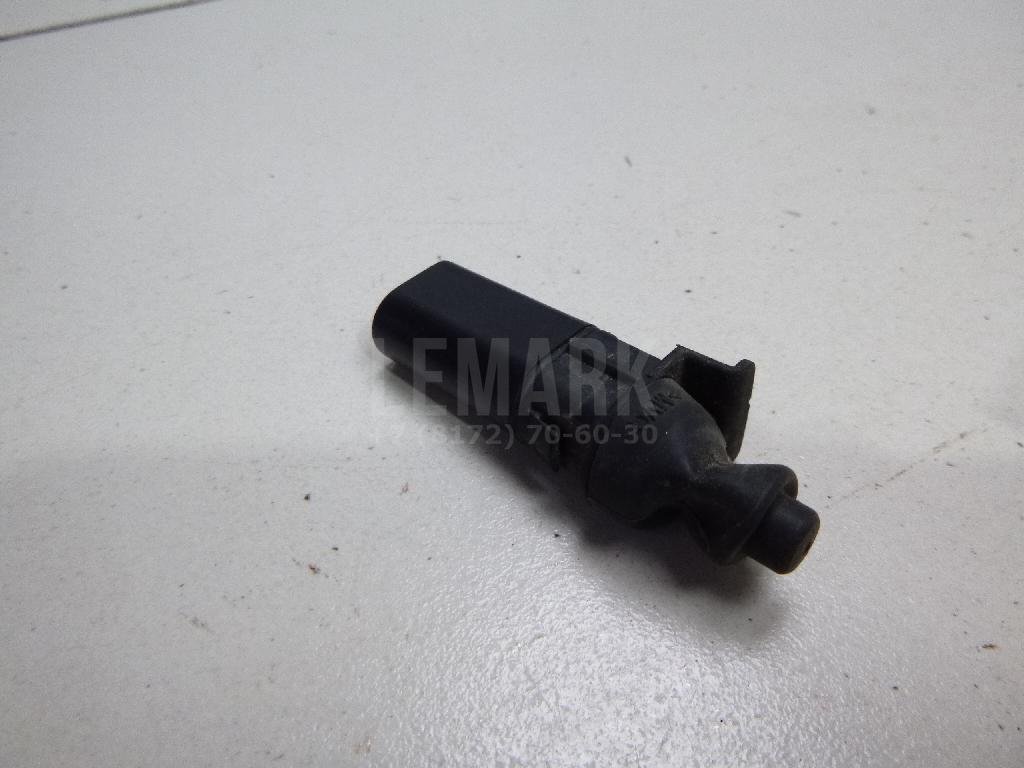 Замок лючка бензобака