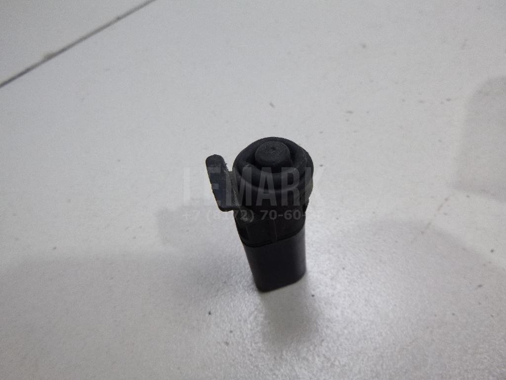 Замок лючка бензобака