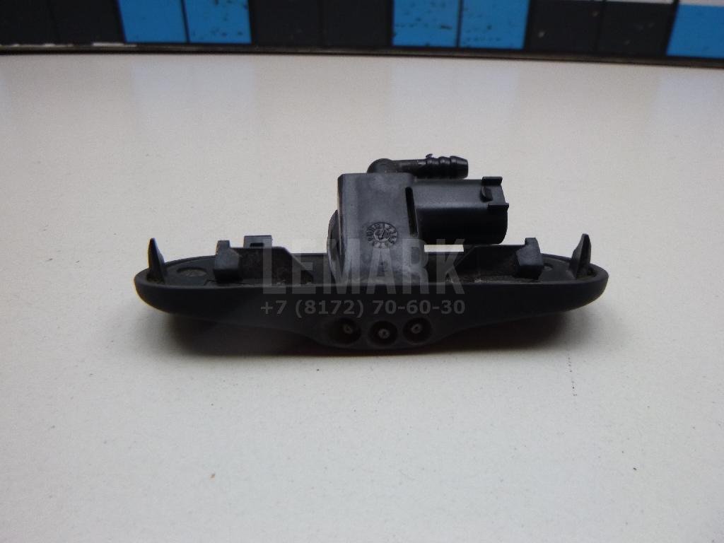 Форсунка омывателя лобового стекла