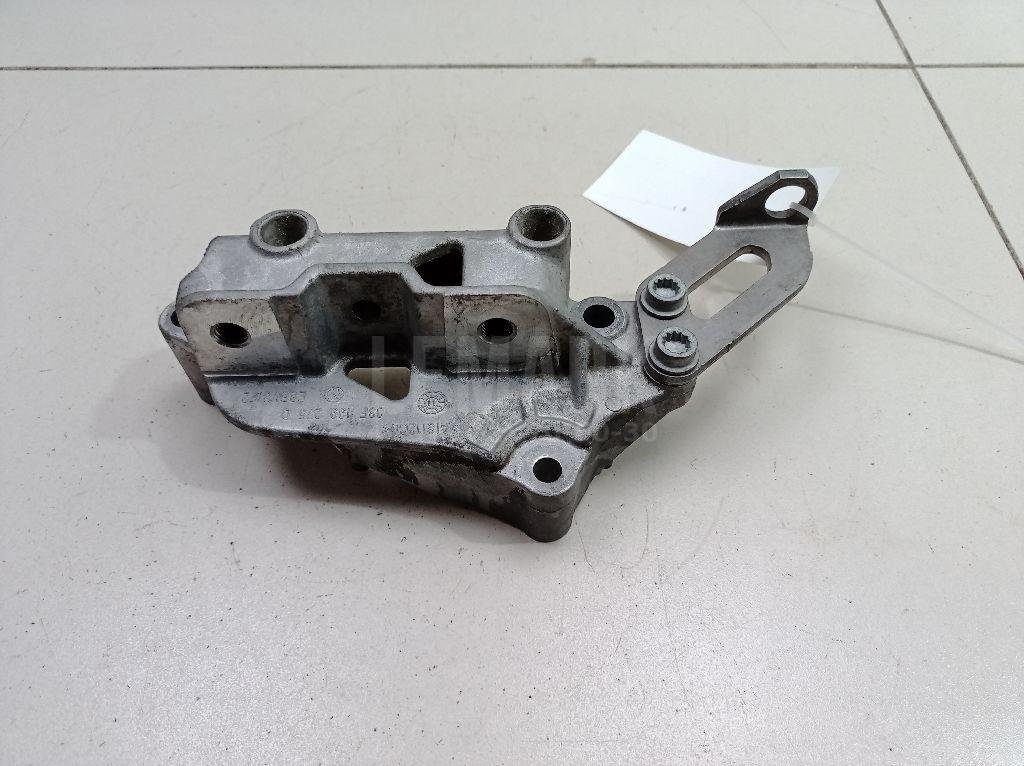 Кронштейн двигателя правый для  Audi A4 [B8] Allroad 2009-2015