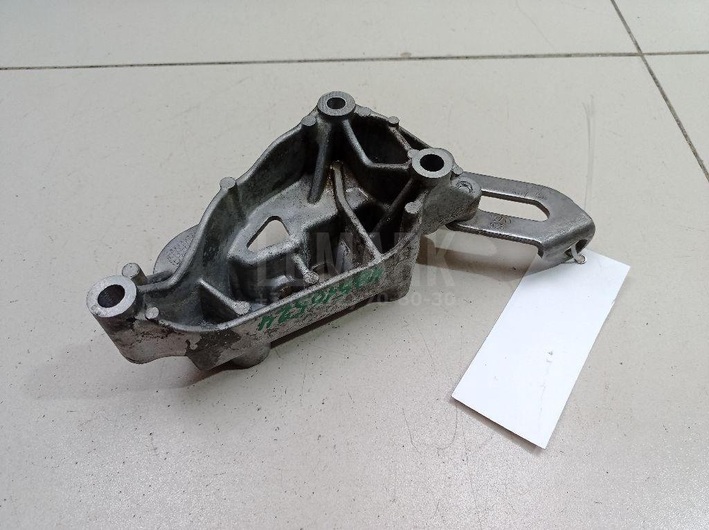 Кронштейн двигателя правый для  Audi A4 [B8] Allroad 2009-2015