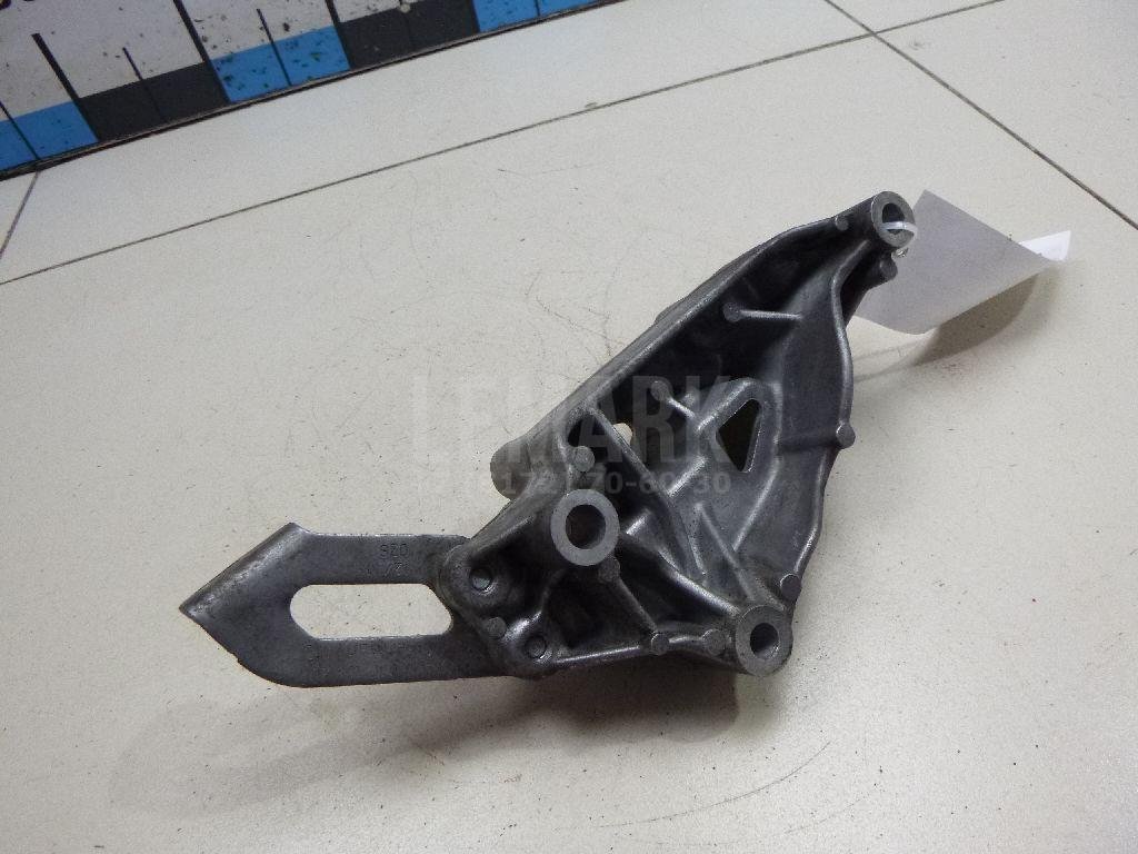 Кронштейн двигателя правый