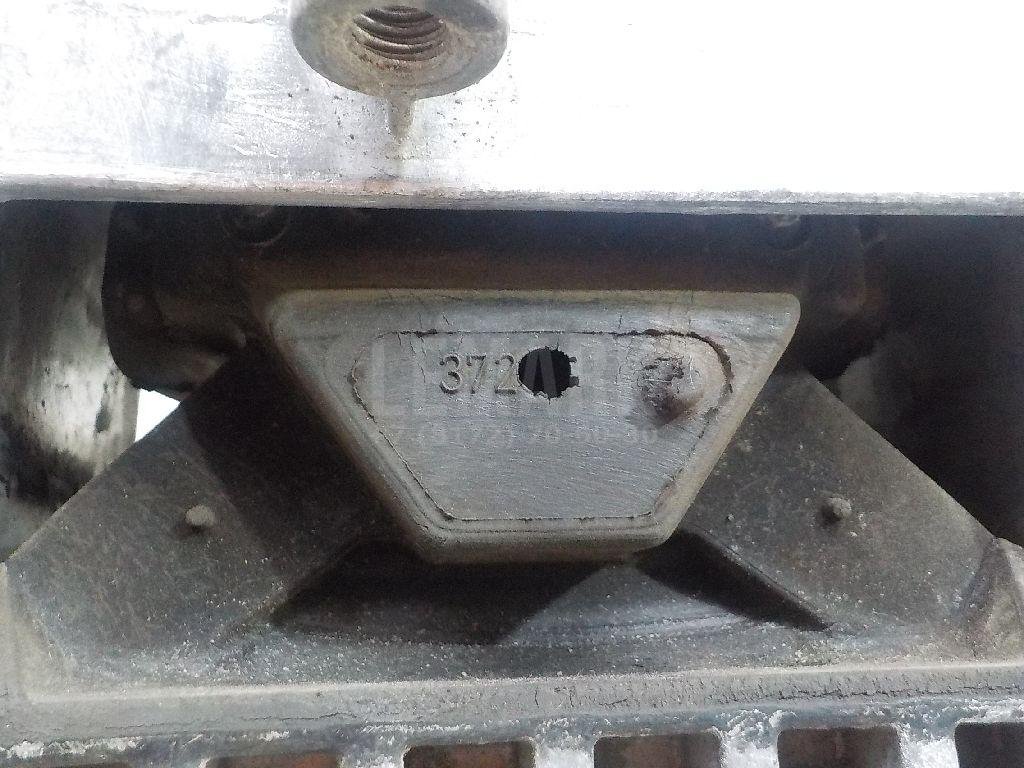 Опора двигателя правая