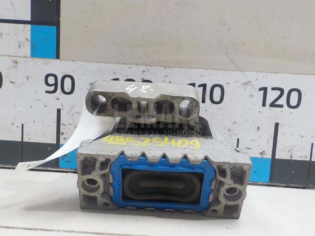 Опора двигателя правая