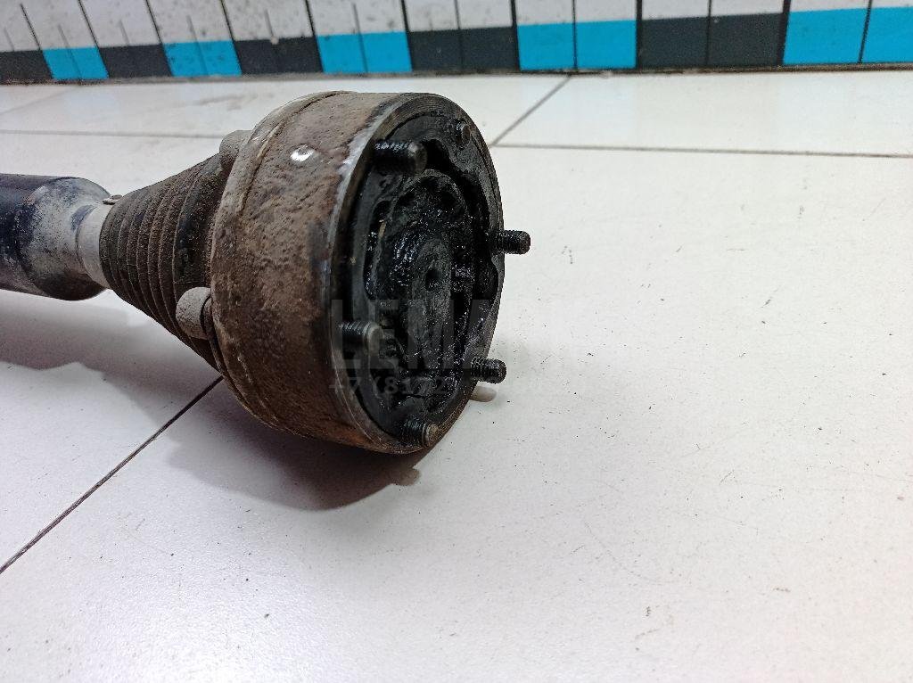 Полуось передняя правая