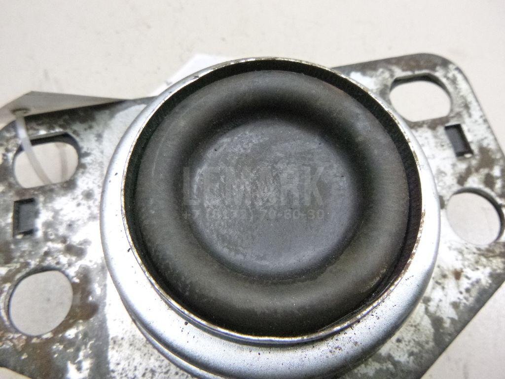 Опора двигателя