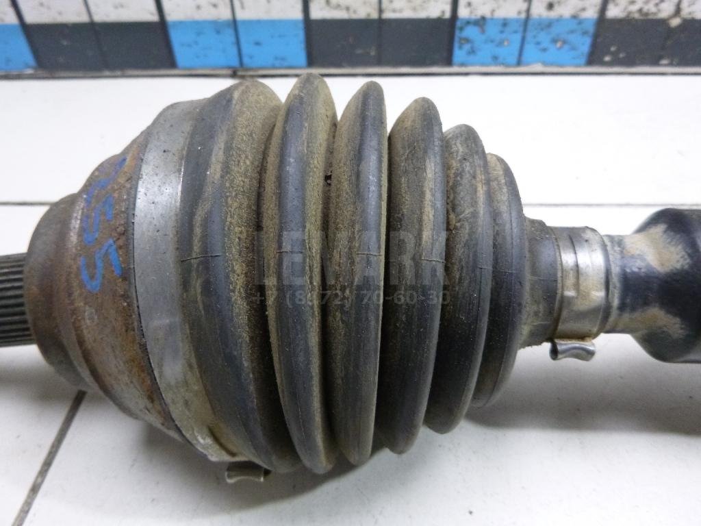 Полуось передняя правая