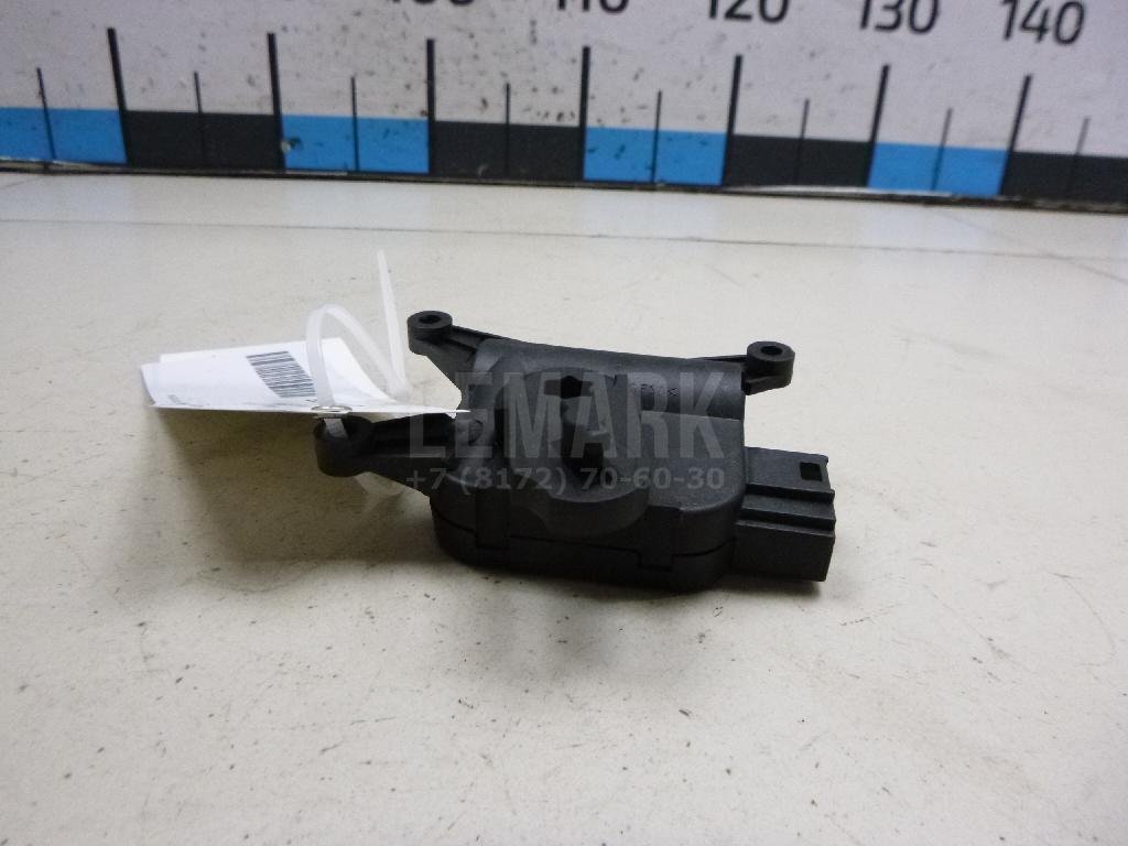 Моторчик заслонки отопителя