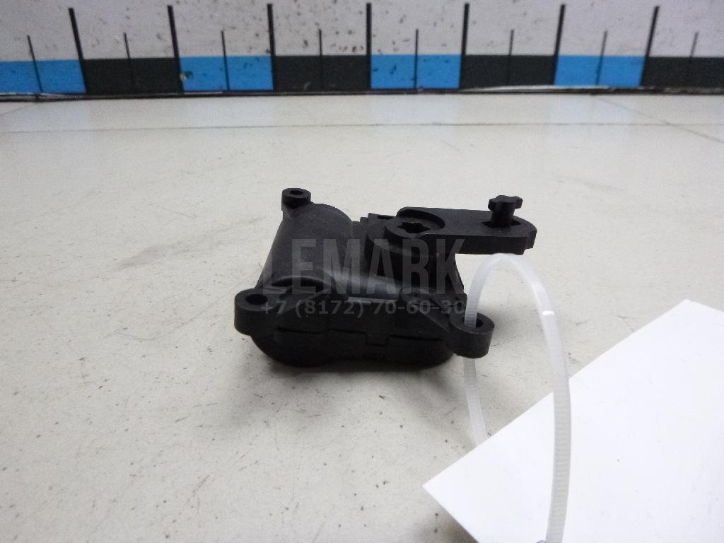 Моторчик заслонки отопителя