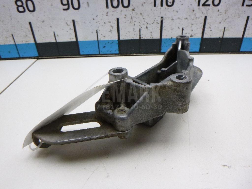 Кронштейн двигателя правый