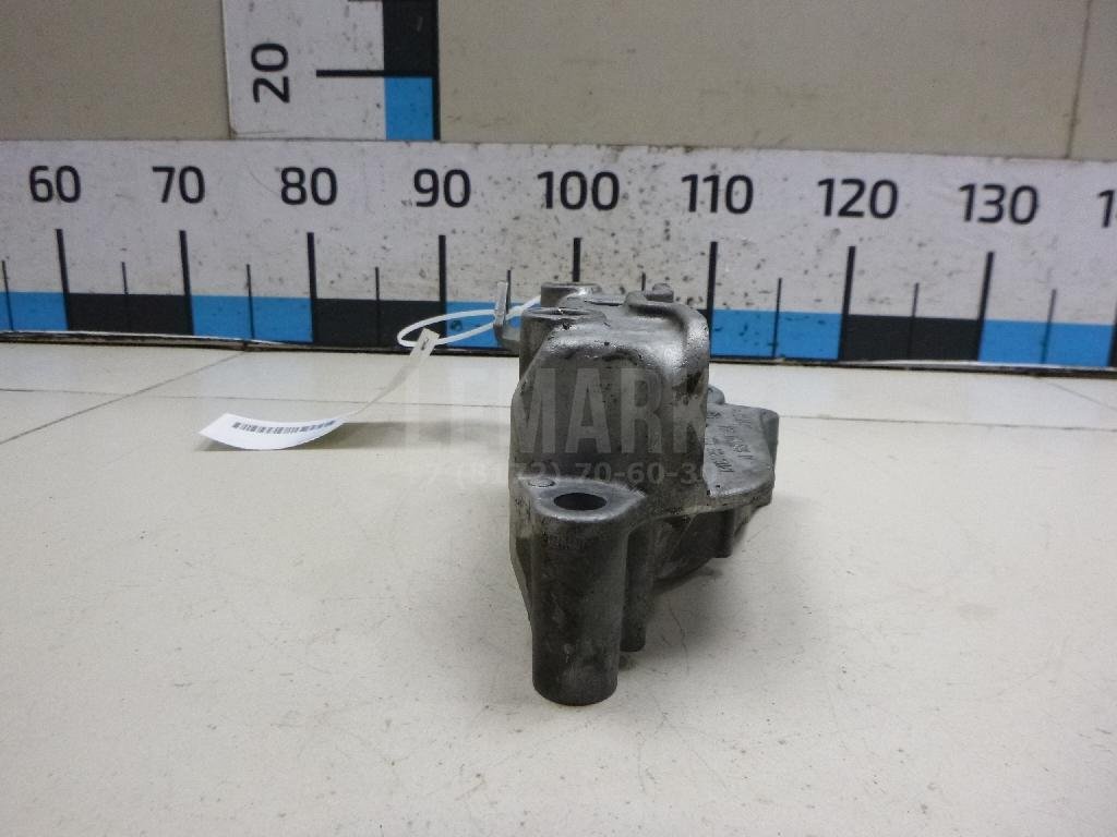 Кронштейн двигателя правый