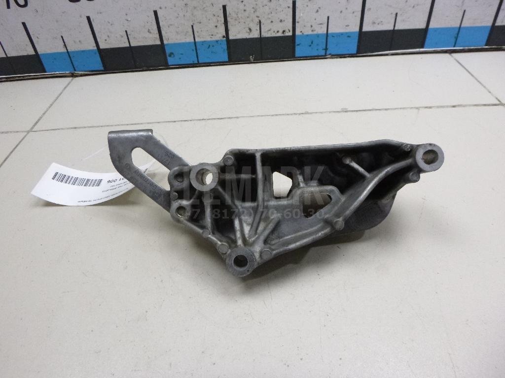 Кронштейн двигателя правый