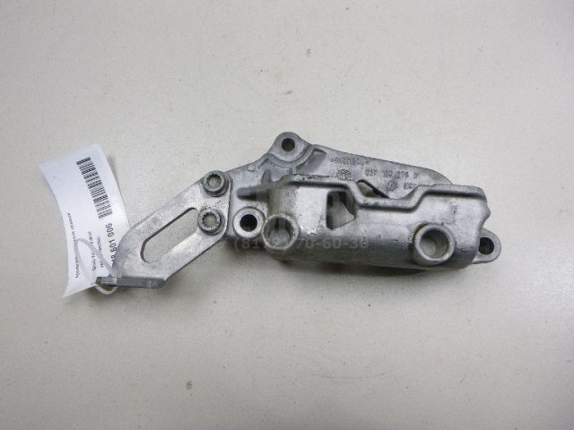 Кронштейн двигателя правый