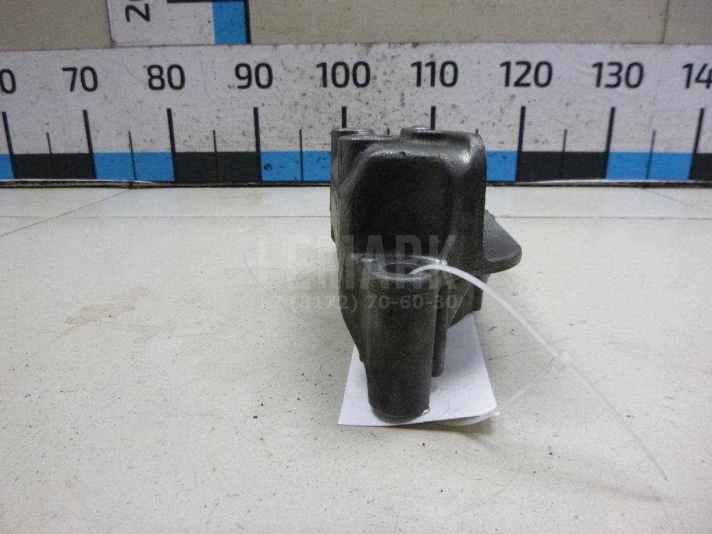 Кронштейн двигателя правый