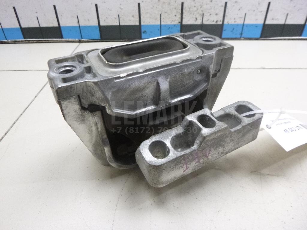 Опора двигателя правая