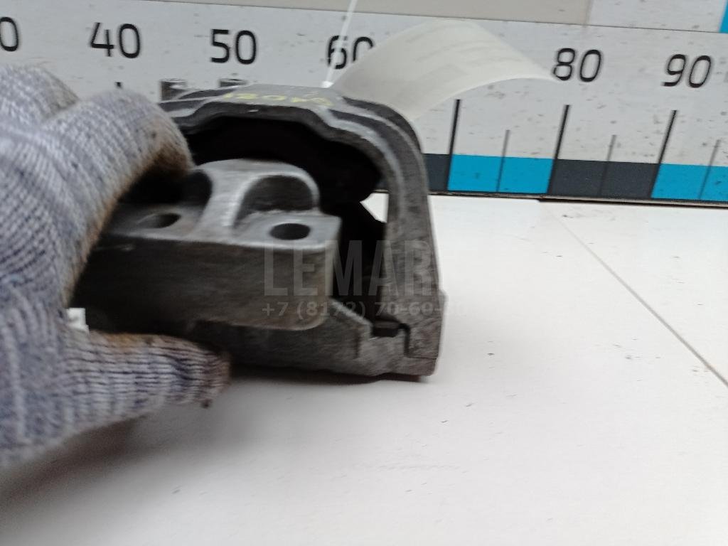 Опора двигателя правая