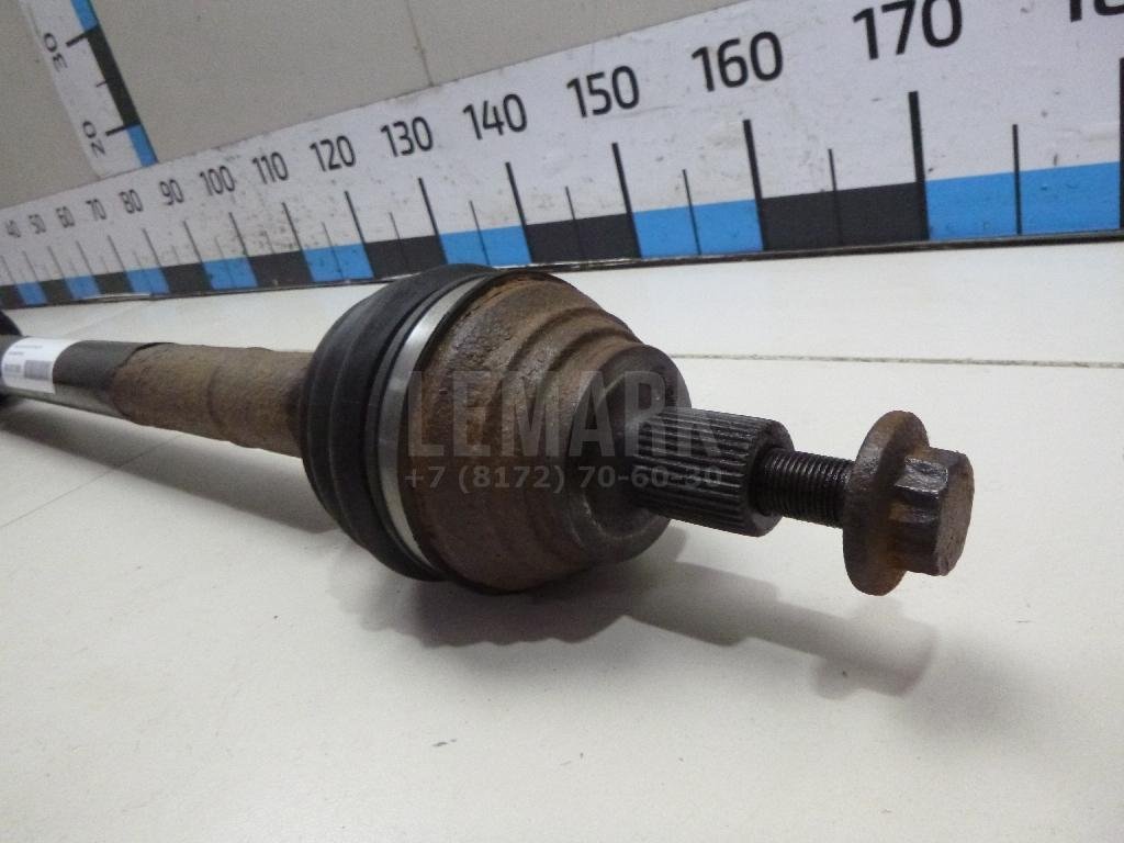 Полуось передняя правая