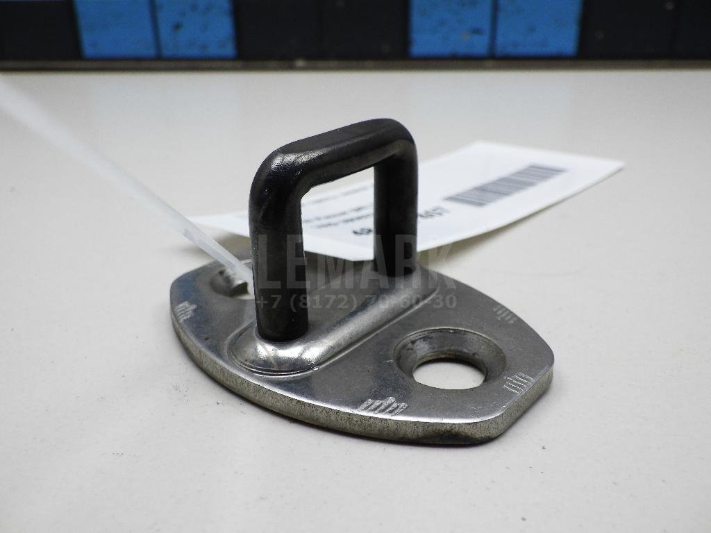 Ответная часть замка двери