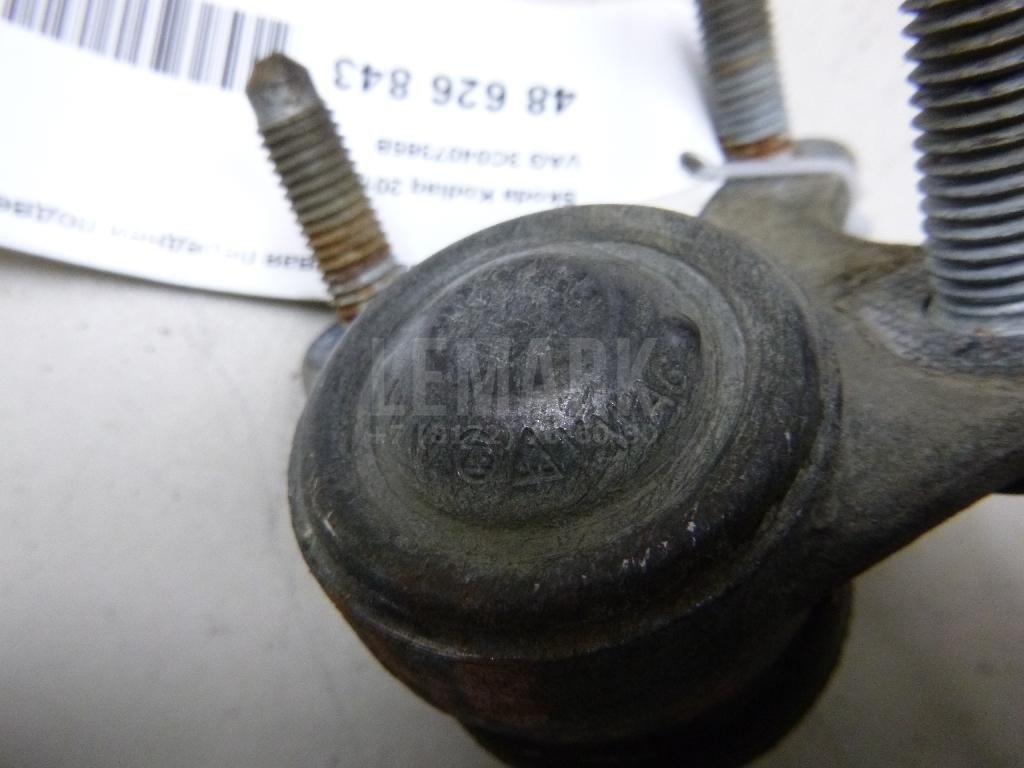 Опора шаровая левая передней подвески