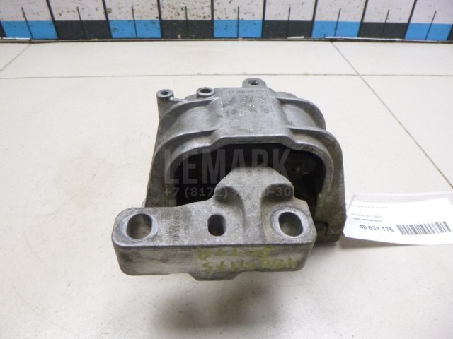 Опора двигателя правая