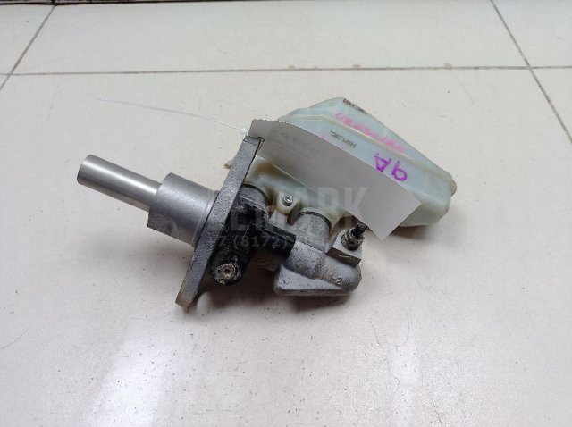 Цилиндр тормозной главный