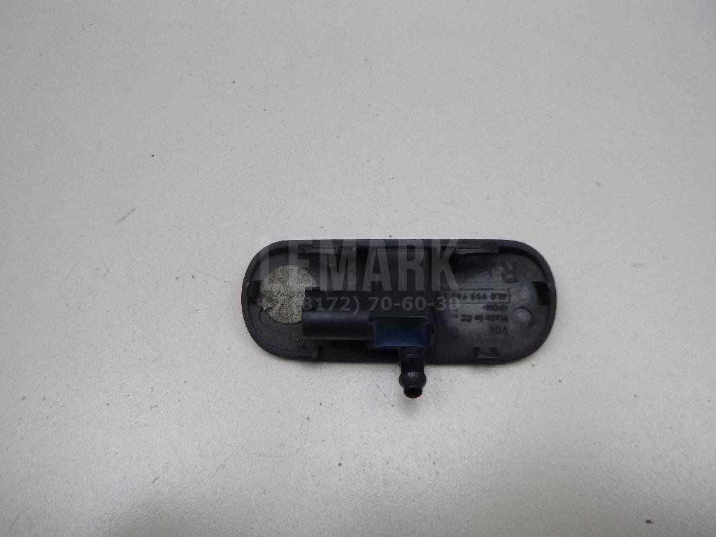 Форсунка омывателя лобового стекла