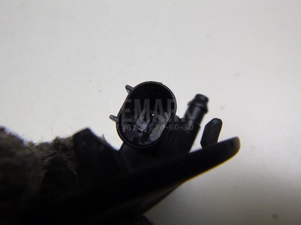 Форсунка омывателя лобового стекла