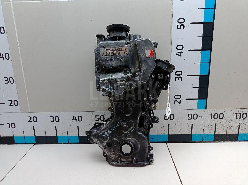 Крышка двигателя передняя