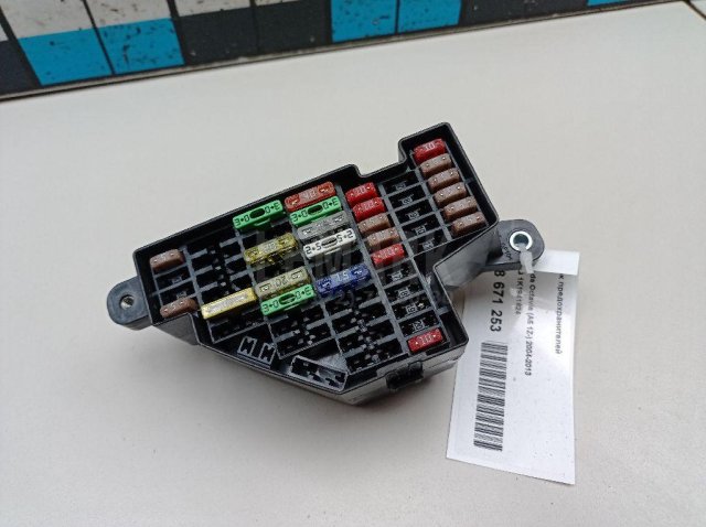 Блок предохранителей