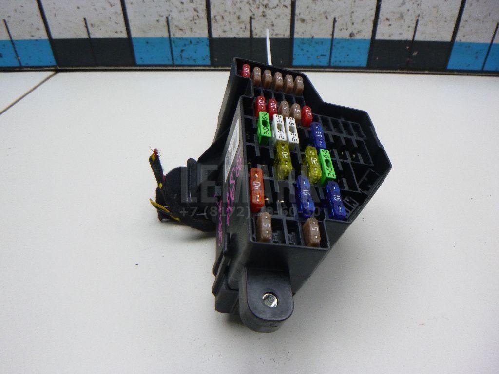 Блок предохранителей