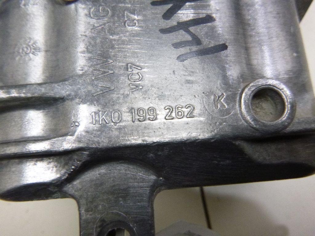 Опора двигателя правая