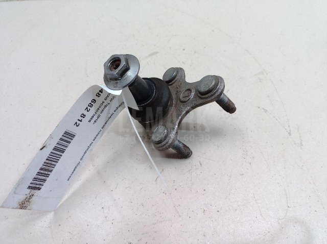 Опора шаровая левая передней подвески