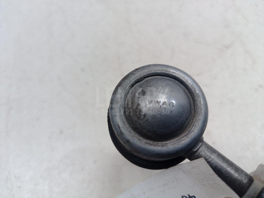 Стойка заднего стабилизатора