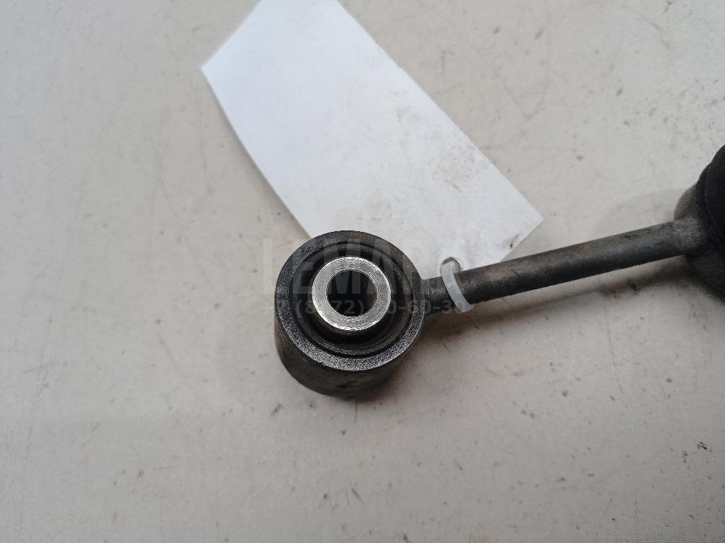 Стойка заднего стабилизатора