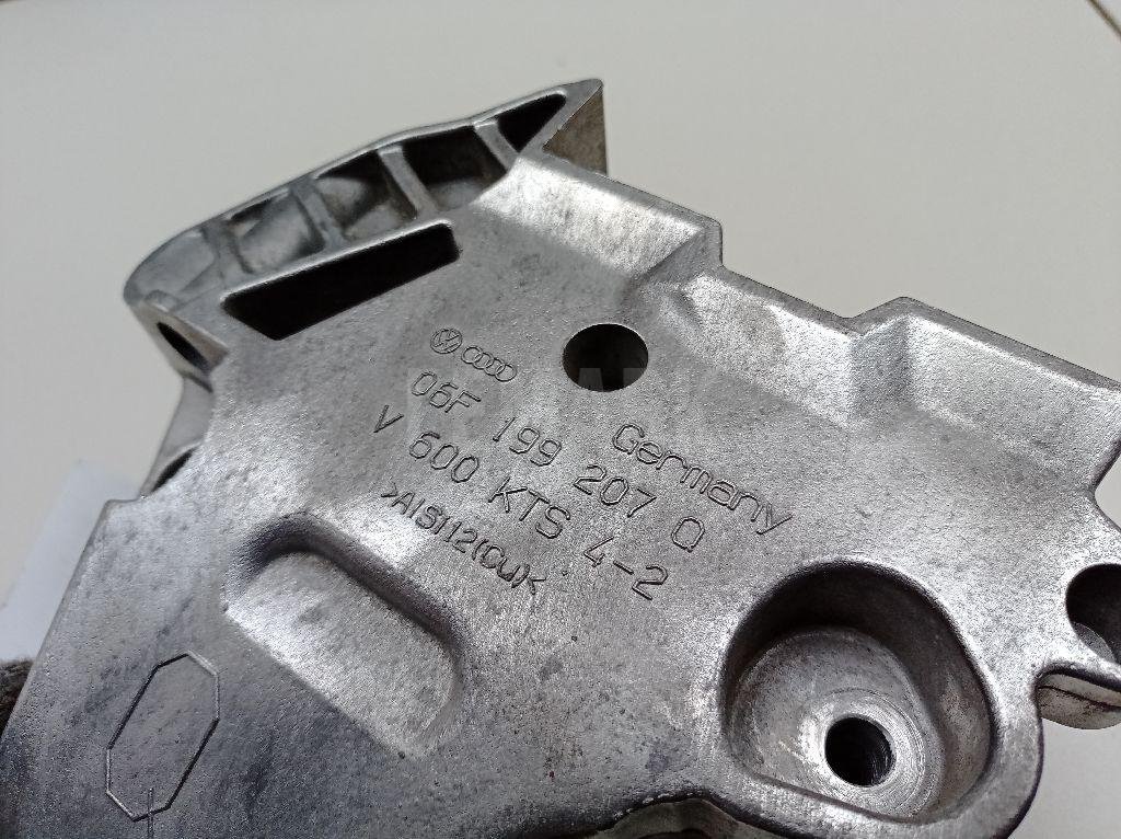 Кронштейн опоры двигателя для  Audi A3 [8PA] Sportback 2004-2013