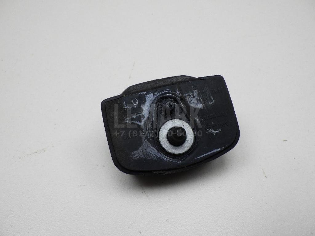 Отбойник крышки багажника