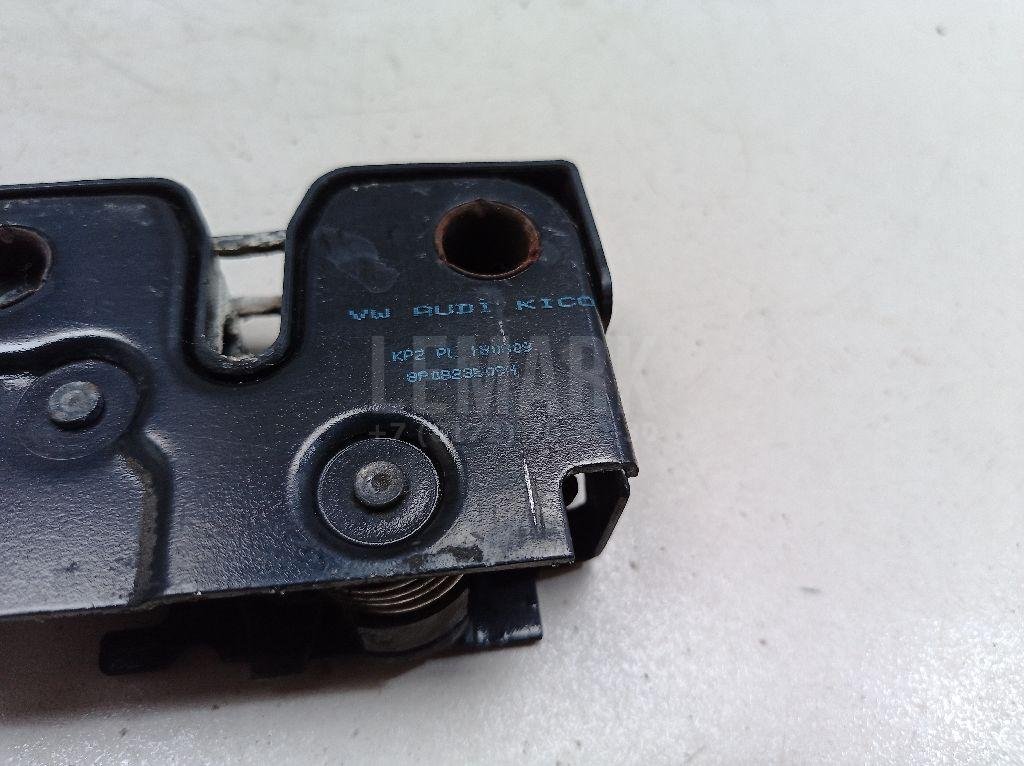 Замок капота