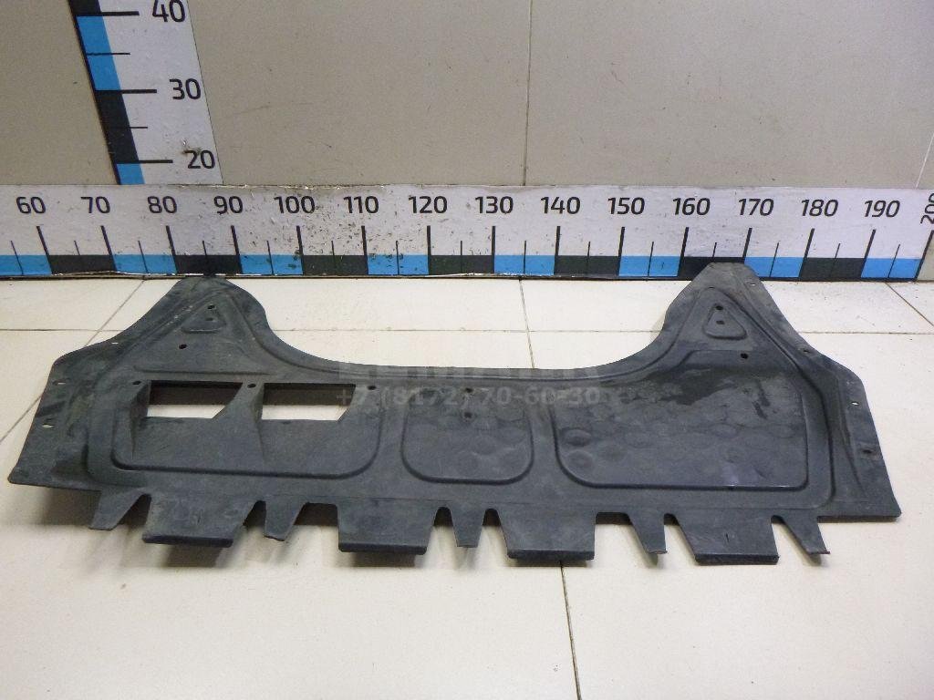 Пыльник двигателя центральный