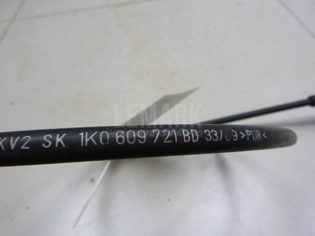 Трос стояночного тормоза