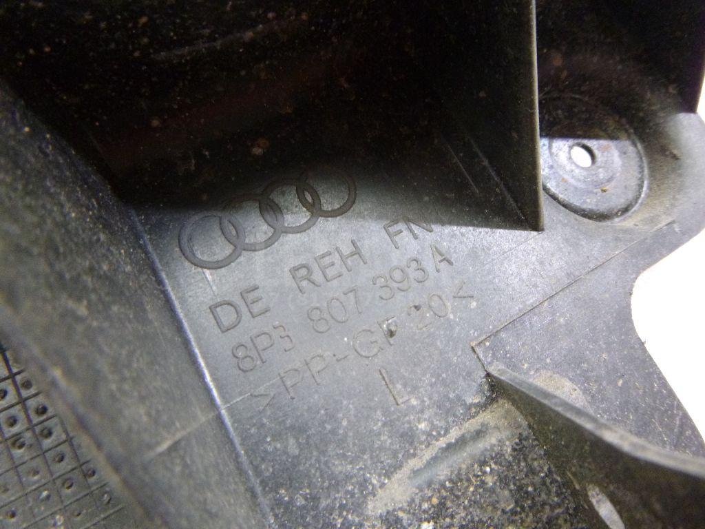 Направляющая заднего бампера левая