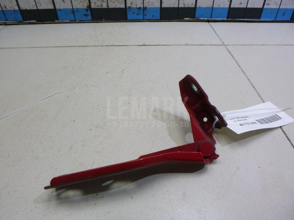 Петля капота левая