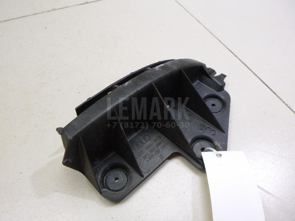 Направляющая заднего бампера правая