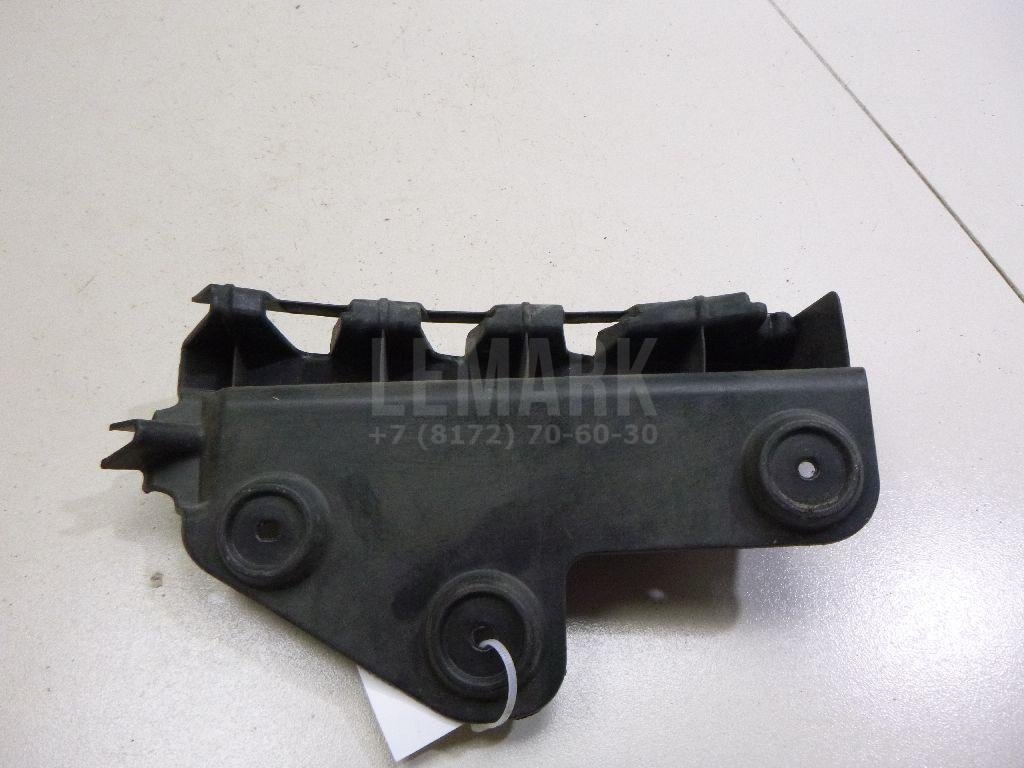 Направляющая заднего бампера правая