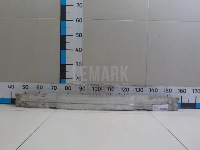 Усилитель переднего бампера