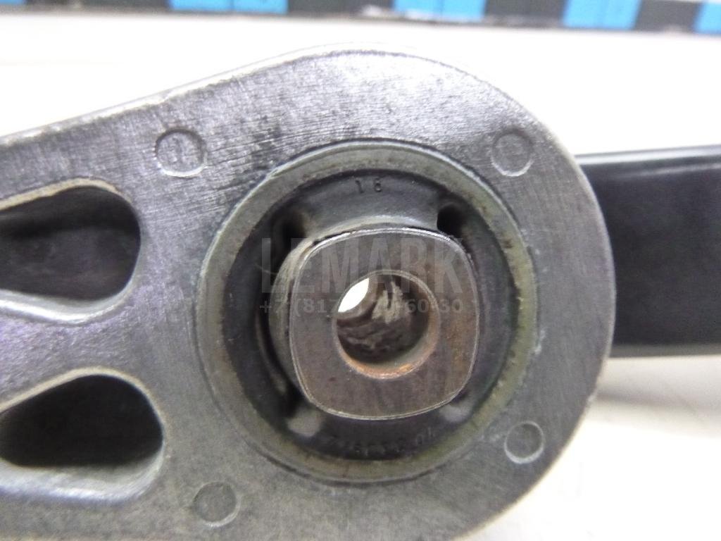 Опора двигателя задняя