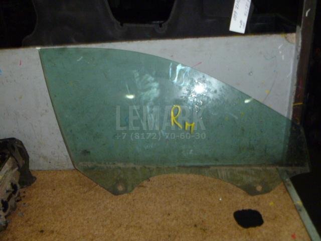 Стекло двери передней правой